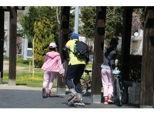Uyarıyı Duyan Yabancılar Sporu Bırakıp Parkları Boşalttılar