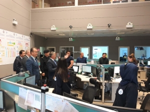 Vali Yazıcı Vefa Sosyal Destek Grubunu Ziyaret Etti