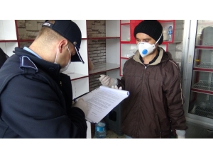 Esnaf Virüs Korkusundan İmzayı Bile Kendi Kalemi İle Attı