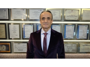 Korona Virüse Karşı 15 Dakika Uygun Adım Yürüyüş