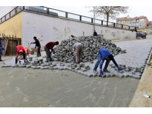 Bozuk Yollar Tek Tek Yenileniyor