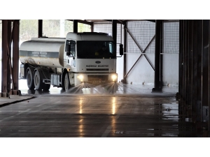 Başiskele’de Pazar Yerleri Dezenfekte Ediliyor