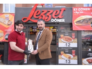 Pursaklar’da Belediye İle Vatandaşlardan El Ele Temizlik Seferberliği