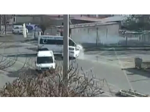 Ağrı, Kars Ve Iğdır’da Meydana Gelen Trafik Kazaları Kameralara Yansıdı