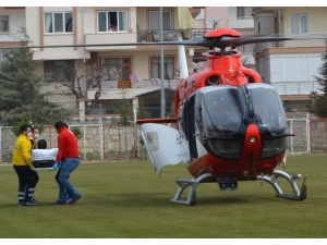 Kalp Krizi Geçiren Vatandaşa Hava Ambulansı Yetişti