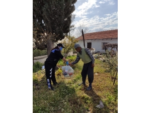 Kumlucada 65 Yaş Üstü Vatandaşların İhtiyaçları Giderildi