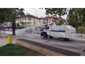 Pazar Yerinin Dezenfektesini Toma Yaptı