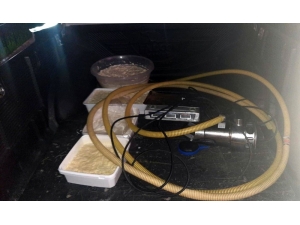 Mersin’de Merdiven Altı Süt Üretimi Yapılan İmalathaneye Baskın