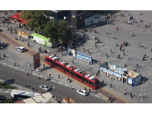 Bursa’da Toplu Ulaşım Kullanımı Yüzde 84 Oranında Düştü, 2 Tramvay Hattı İptal Edildi