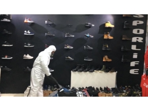 Yüksekova’da Dezenfekte Çalışmaları Devam Ediyor