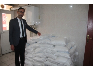 Mhp Diyarbakır Teşkilatı Muhtaç Ailelerin Yardımına Koştu