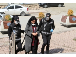 Elazığ’da Sahte Kadın Hakim Tutuklandı