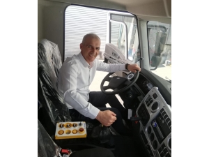 Başkan Altıkulaç, Vidanjör Kuka Aracını Teslim Aldı