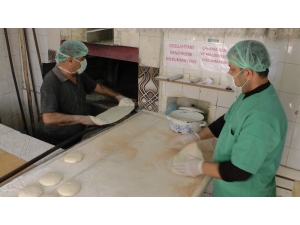 Fırıncı Esnafının Korona Virüsüne Karşı Önlemi