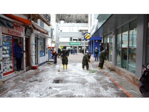 Kdz. Ereğli’de Cadde Ve Sokaklar Yıkanıyor