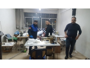 Bursa’da Merdiven Altı Maske Üretimine Şok Baskın