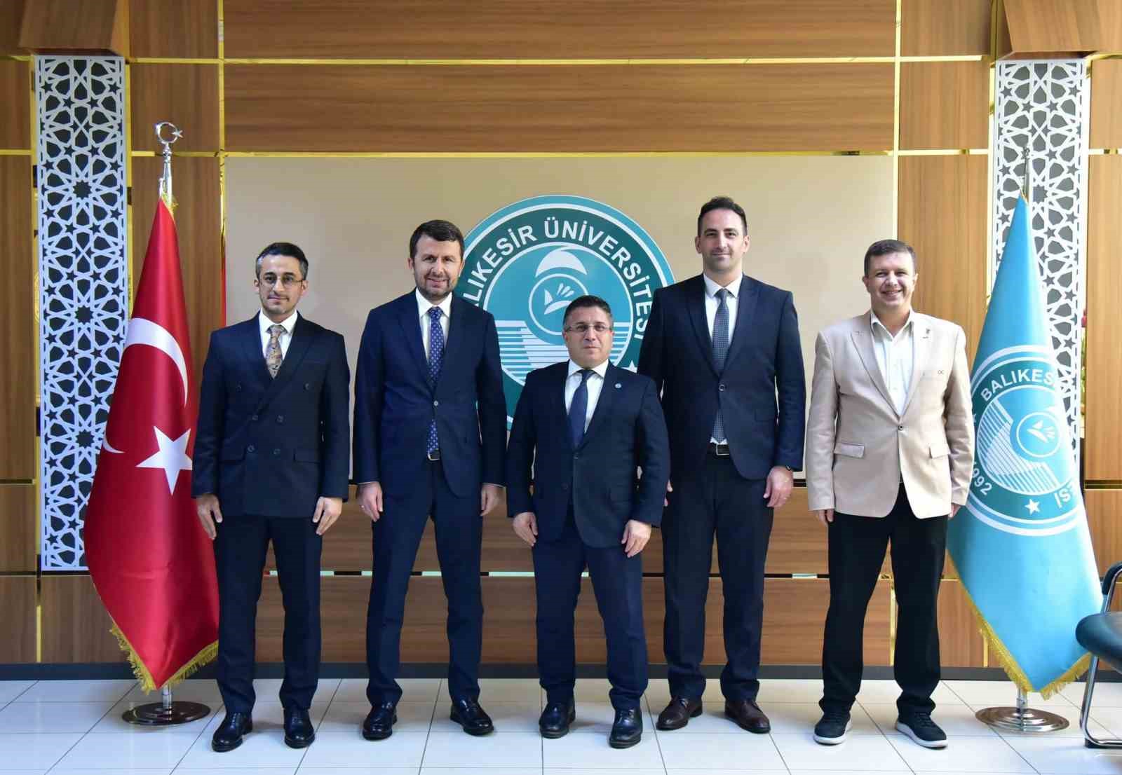 bik-genel-muduru-abdulkadir-cay-dan-rektor-ogurlu-ya-ziyaret