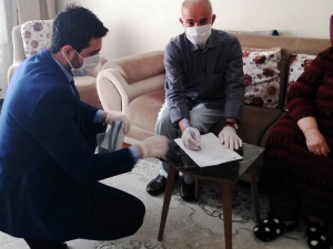 Dicle Elektrik Yaşlıların Taleplerini Evlerinde Karşılıyor