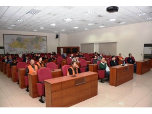 Aydın’da Vefa Sosyal Destek Grubuna Hizmet İçi Eğitim Verildi