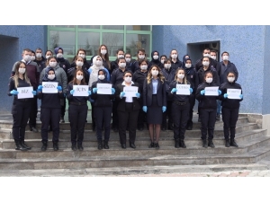 Denizli’de Kadın Hükümlüler Günde 12 Bin Maske Üretiyor