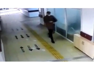 Hastanede Dezenfektan Hırsızlığı Kameraya Yansıdı