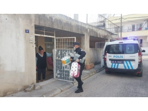 Evinden Çıkamayanlara Polis Desteği