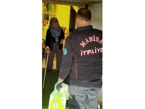 Manisa İtfaiyesi Bahriye Teyzenin Yardımına Koştu