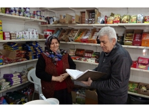 Hatay’da Bir Yardımsever, Vatandaşların Bakkala Olan Borcunu Ödedi