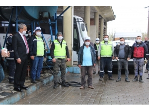 Başkan Kaplan Maaşını Bağışladı