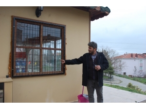 Kafeteryaya Giren Hırsızlara Suçüstü