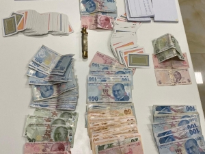 Hayatlarının Kumarı Oldu