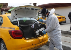 Kağıthane’de Taksi Şoförlerinin Ateşi Ölçüldü