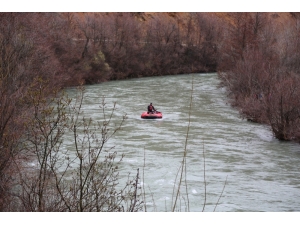 Kayıp Uzman Çavuş Güneş İle Gülistan Doku’yu Arama Çalışmaları Sürüyor