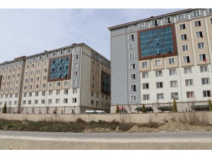 Havaalanındaki Yabancılar Karabük’te Yurtlara Yerleştirildi