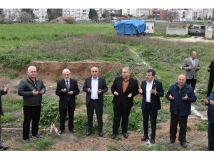 Yenişehir’de Caminin Temel Kazımı Başladı
