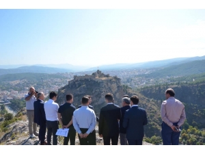 Boyabat’ta "Kırkkızlar Cam Teras Ve Günübirlik Tesis" İçin İmzalar Atıldı