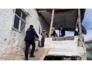 Konya’da Her Gün 2 Bin 500 Kişiye Yardım Ulaştırılıyor