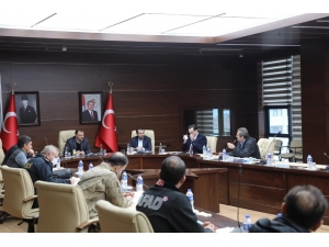 Elazığ’da " Kapalı Çarşı" Kapatıldı