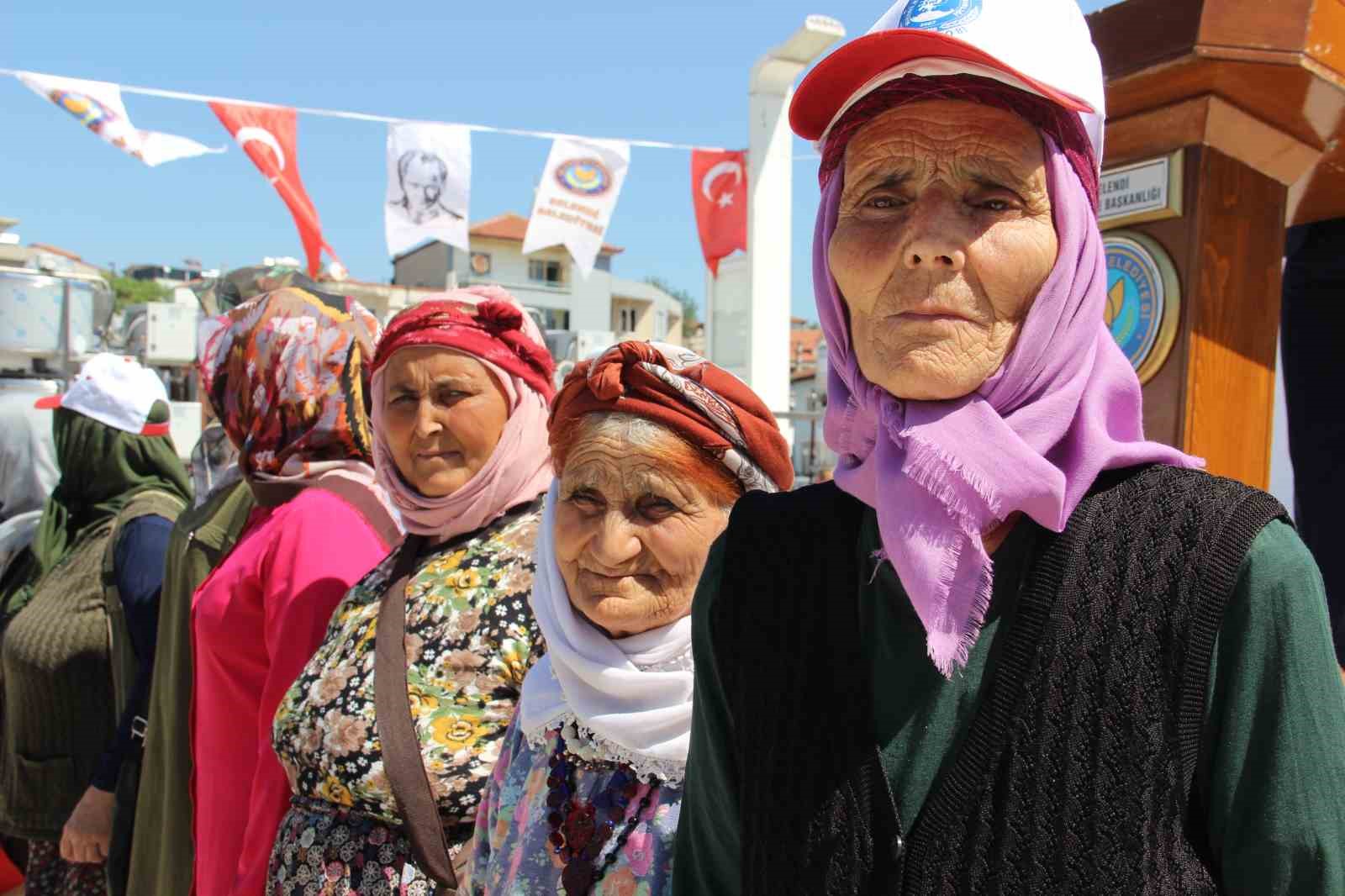 selendi-de-113-kadin-ureticiye-sut-sogutma-tanki-destegi