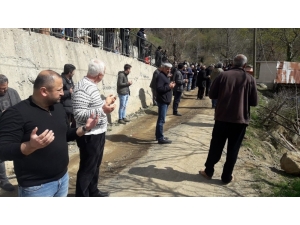 Artvin’de Cenazeye Korona Ayarı