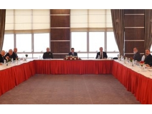 İl Pandemi Kurulu Koordinasyon Toplantıları Vali Şahin Başkanlığında Gerçekleştirildi