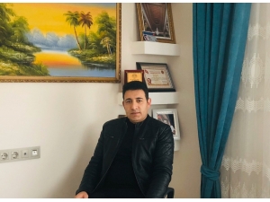 Yazdığı Sözler Pazarlarda Slogan Oldu