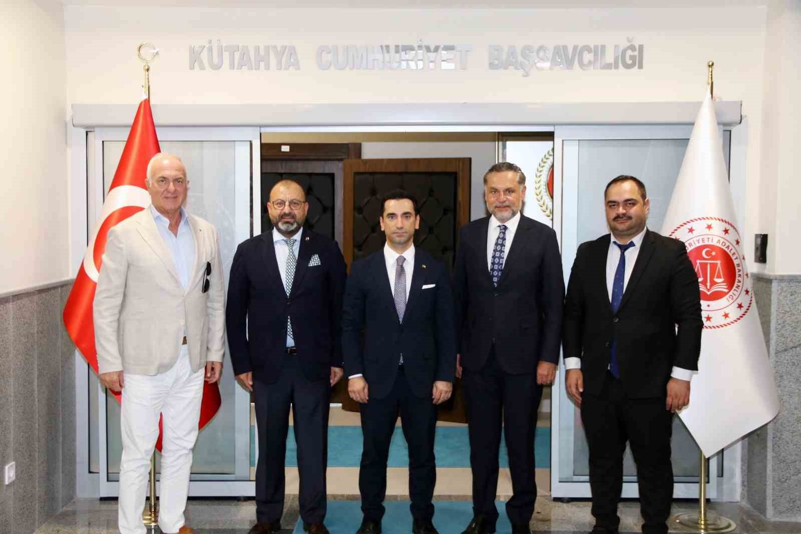 kutahya-osb-den-bassavci-kilic-ve-mhp-il-baskani-turker-e-hayirli-olsun-ziyareti