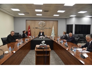 Aydın Valiliği, Otobüsle Şehirlerarası Yolculuk Yapabilecek Olanları Açıkladı