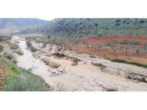 Gaziantep’te Sel Sularına Kapılan Çocuk Ölü Bulundu