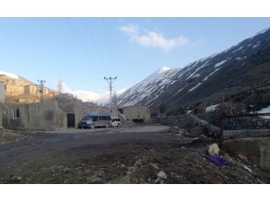 Van’da 1 Mahalle İle 2 Mezra Karantina Altın Alındı