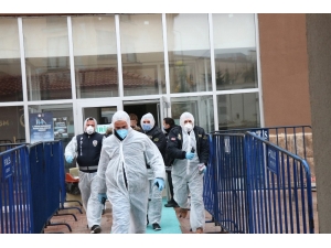 Bolu’da, Türkiye Cumhuriyeti’ne Küfür Eden Karantinadaki 3 Öğrenci Gözaltına Alındı