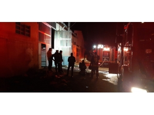 Değirmen Makineleri Bulunan Depoda Yangın