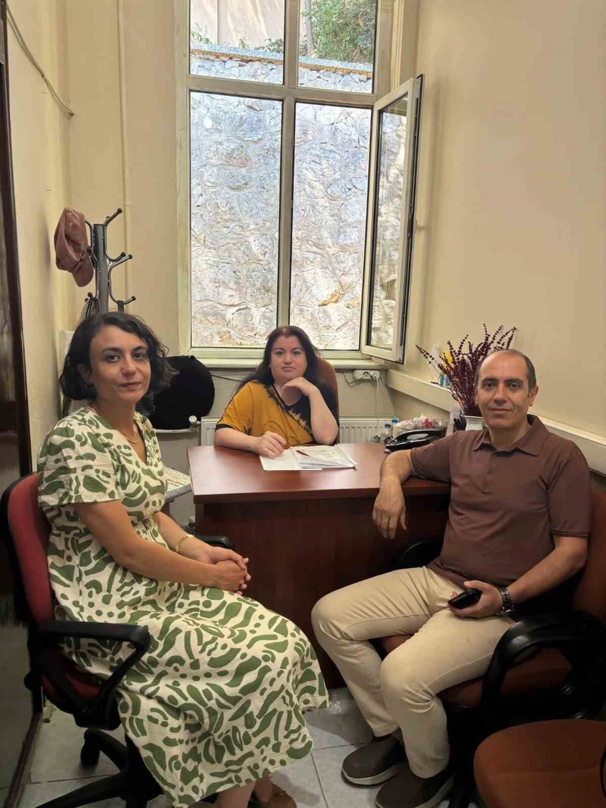 sehit-ailesine-sene-i-devriye-ziyareti