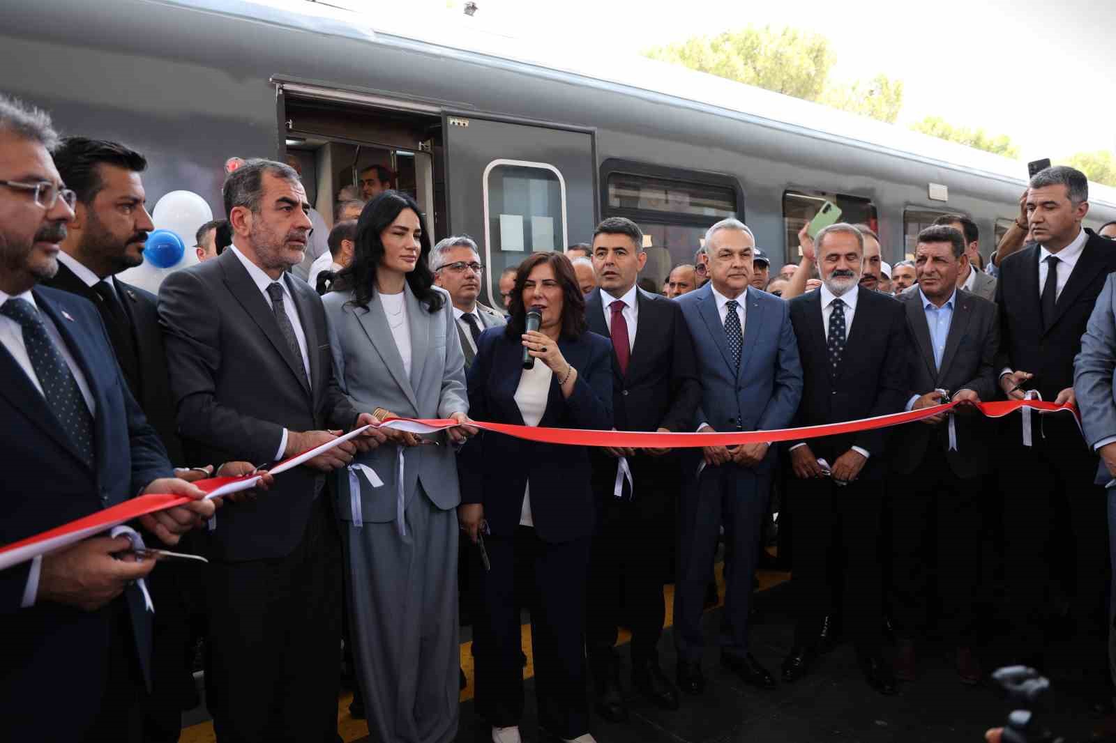 ayban-banliyo-hatti-hizmete-acildi